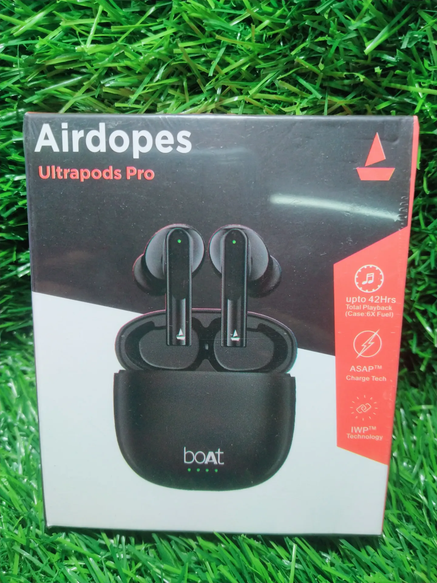 boat airdops Ultrapods pro earbuds