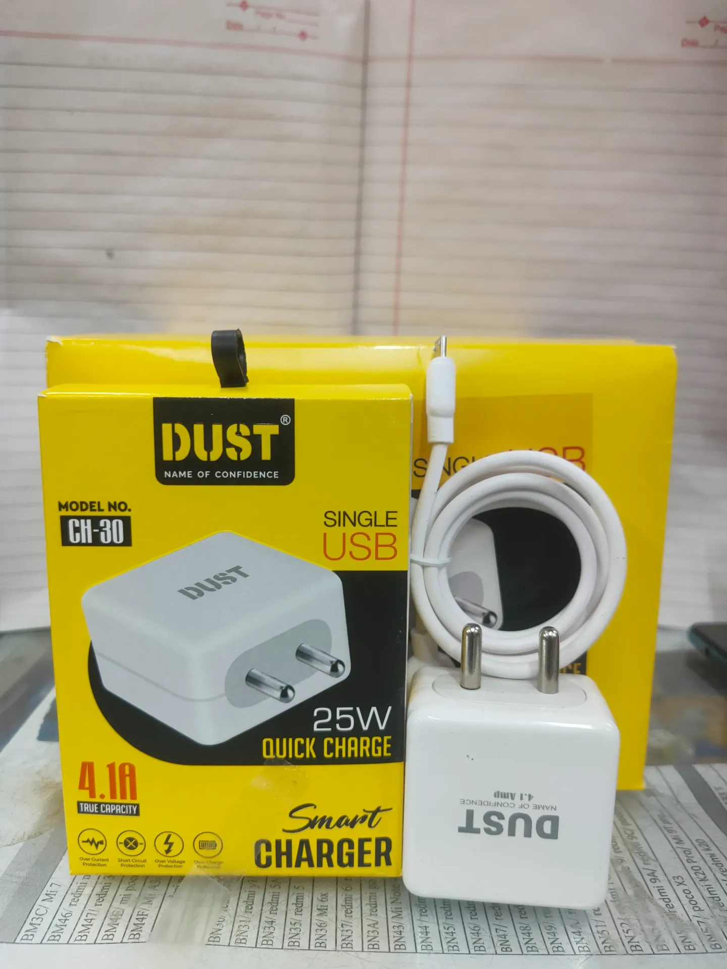DUST CH -30 /4.1A/30Watt V8/LG3500 Charger