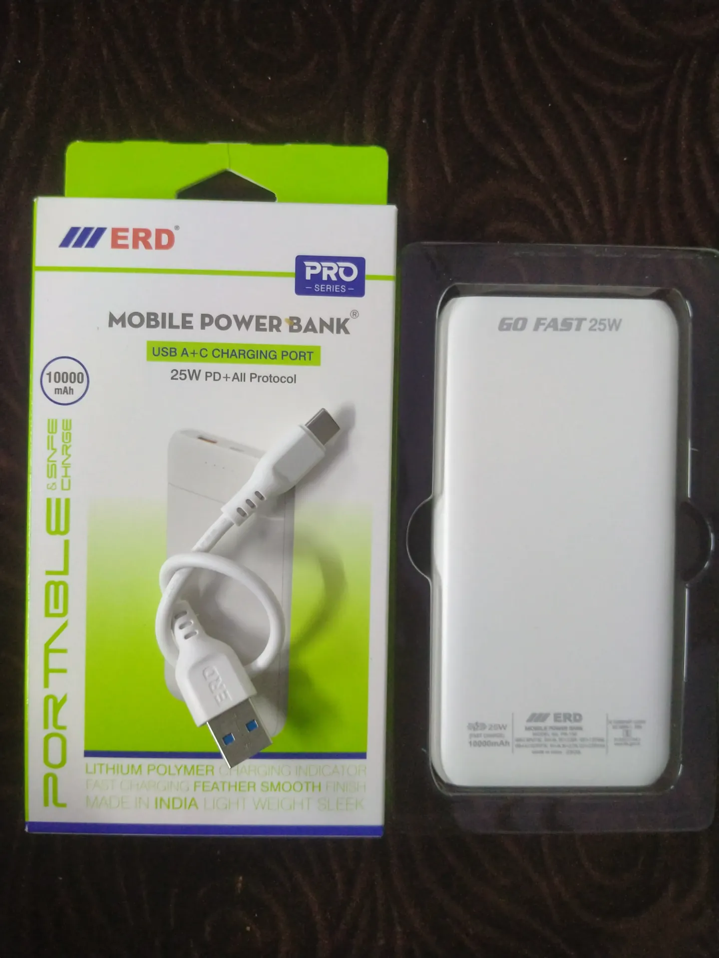 ERD PB-130, fast 25W , 10KmAh powerbank