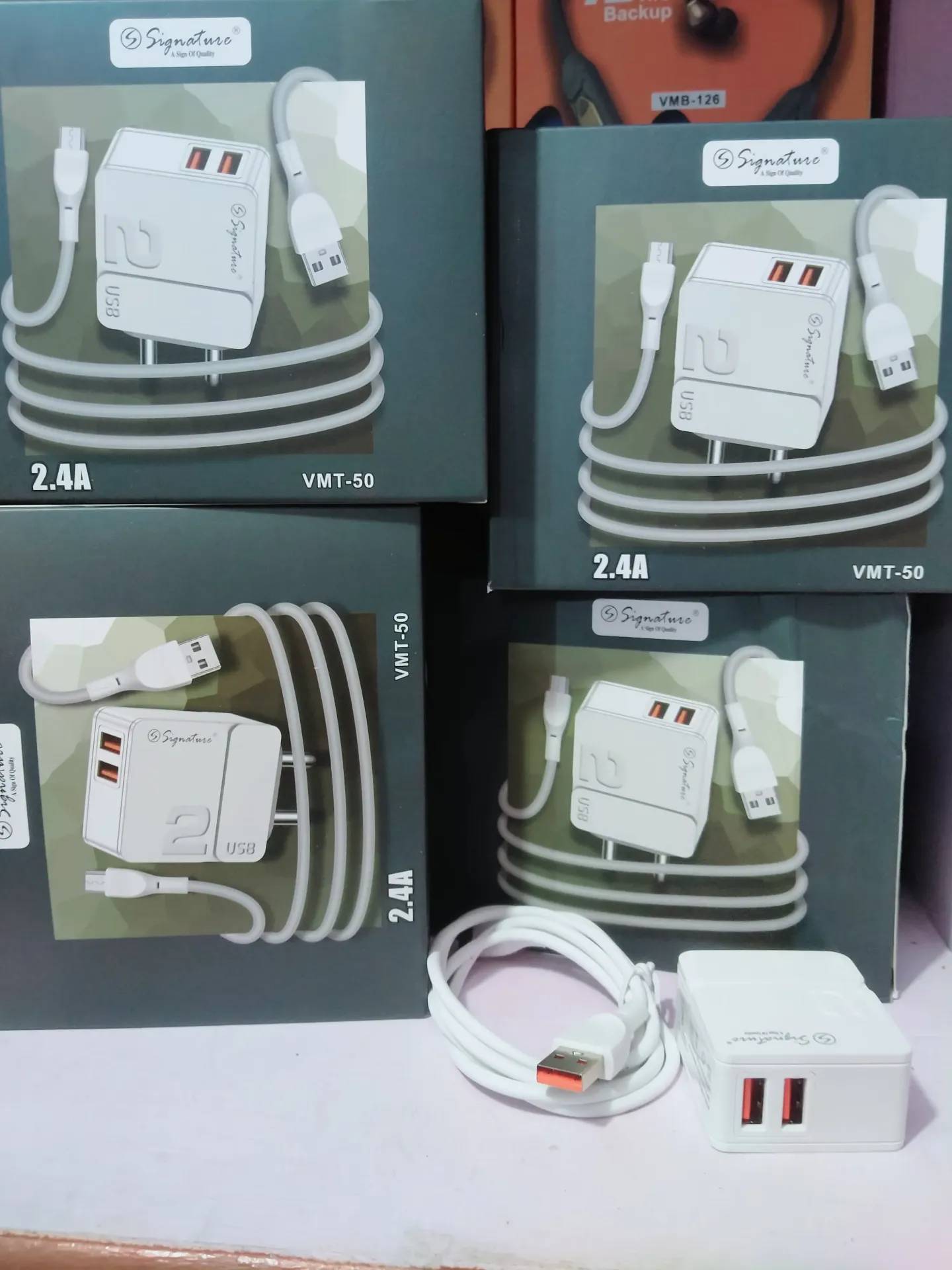 SIGNATURE VMT-49/50/51  2.4A,dual usb type c charger