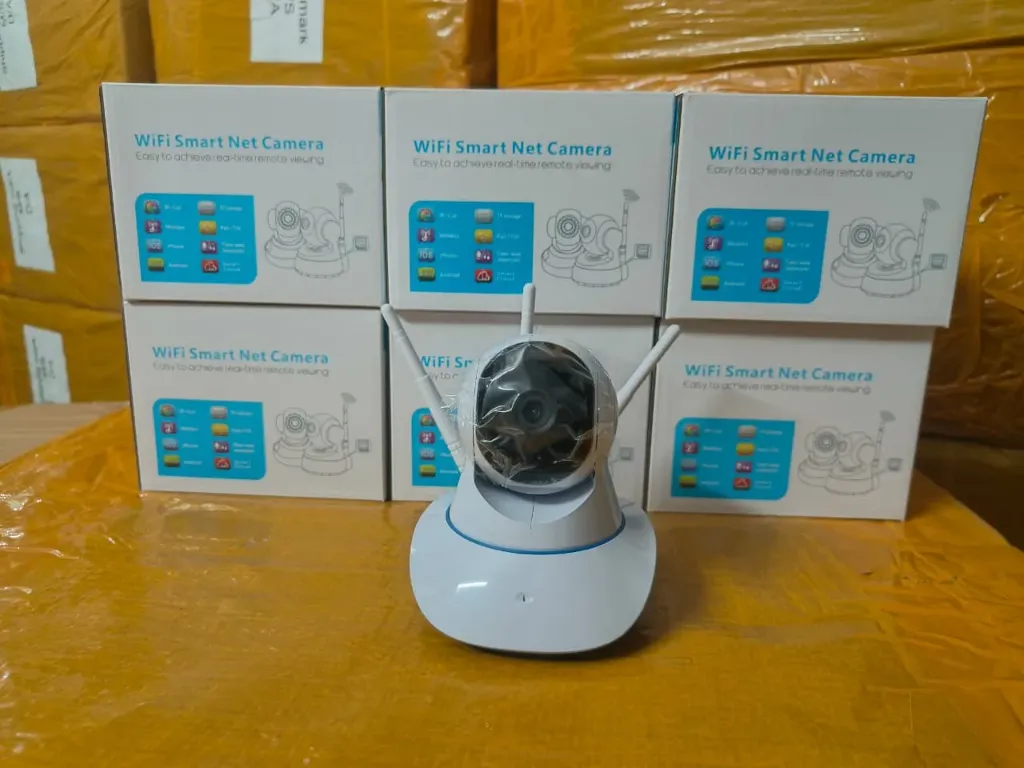 WI-FI Smart Triple Antenna Camera