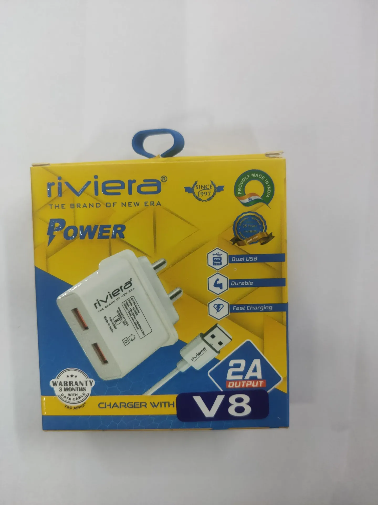 Riviera Power V8 Charger