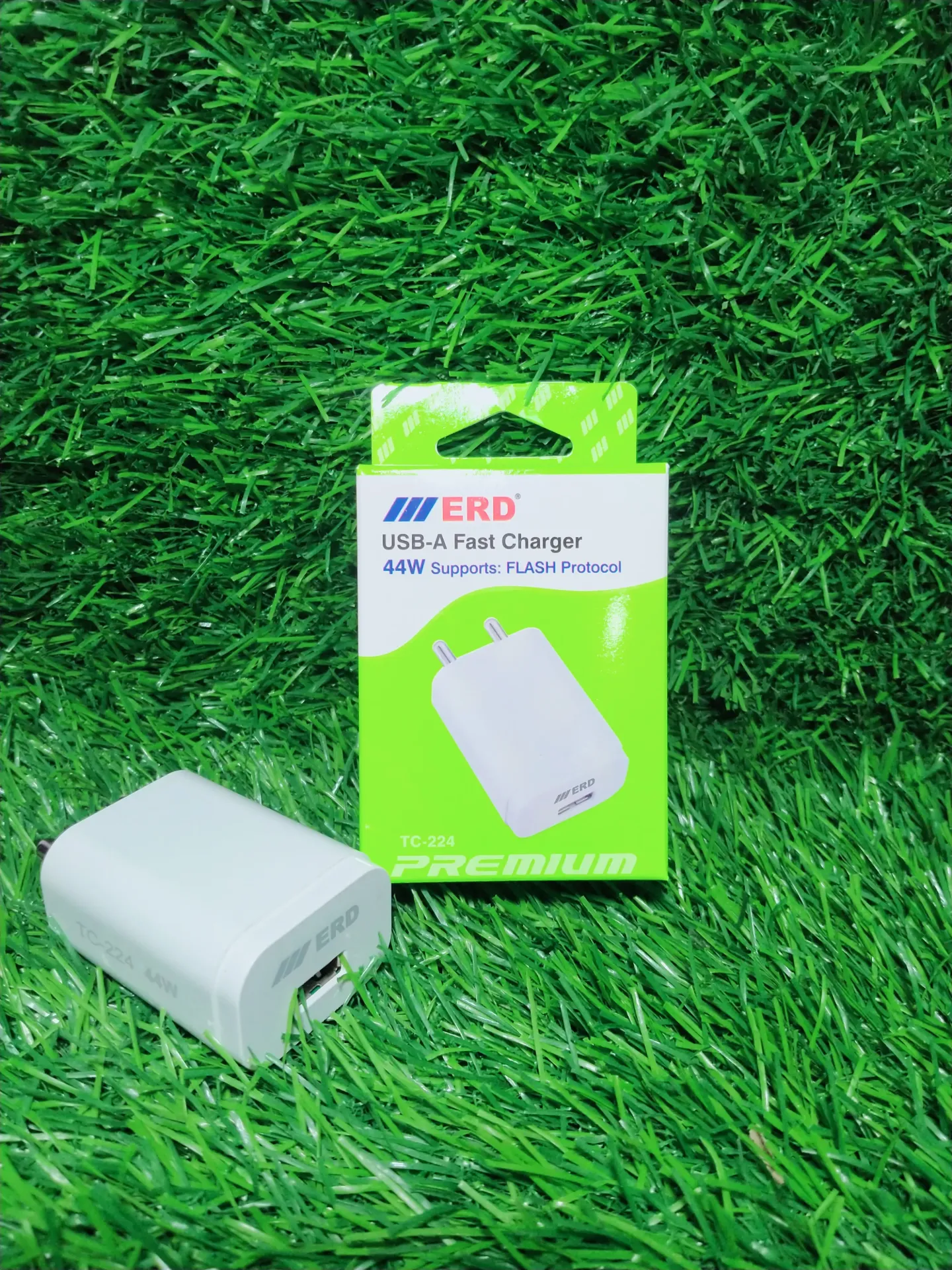 ERD TC-224 , 44W flast protocol Charger - USB C Cable